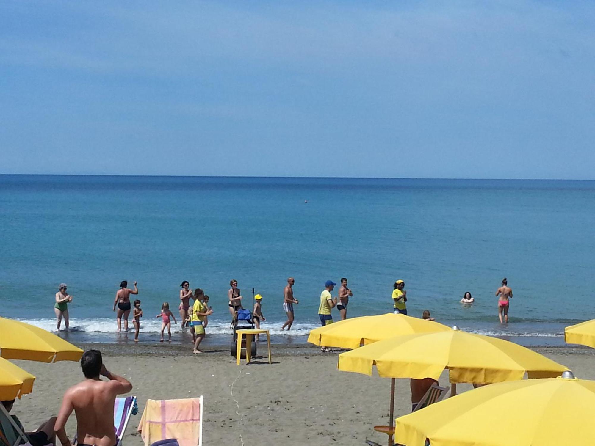Camping Casa Di Caccia Marina Di Bibbona Exterior foto